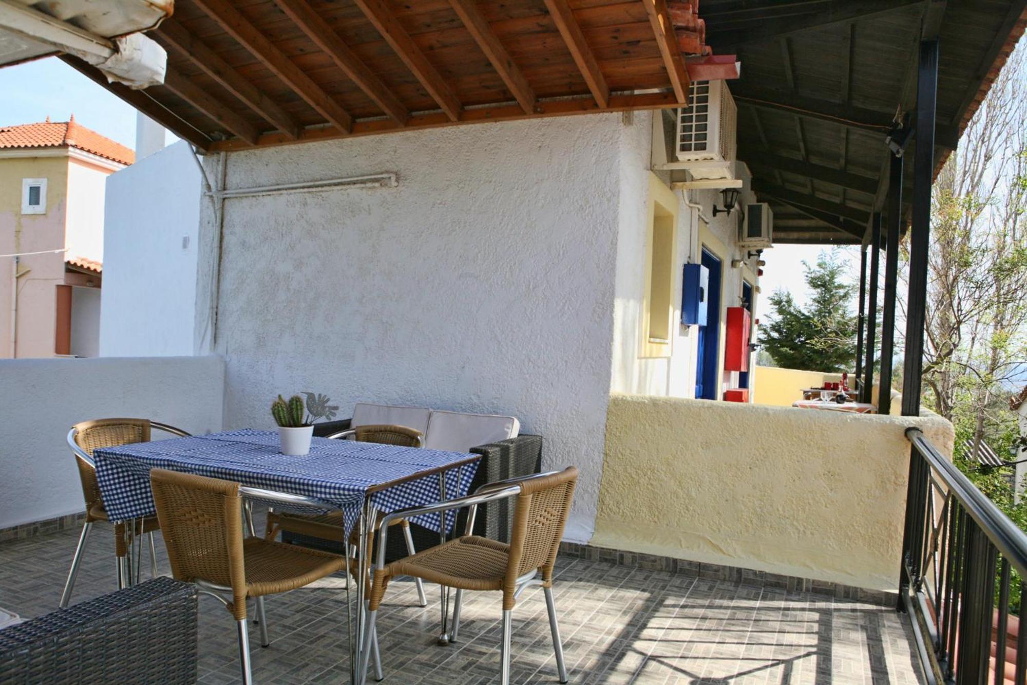 9 Musses Hotel Apartments Skala Mistegnon Zimmer foto